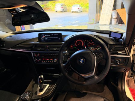 2015 BMW 3 Series 4d 320D LUXURY (AUTO) €16,249 thumbnail