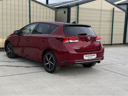 2018 Toyota Auris 1.2 D-4T LUNA SPORT 4DR €14,950 thumbnail