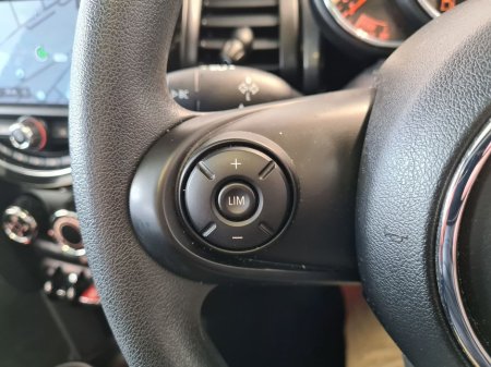 2019 MINI Cooper - thumbnail 18