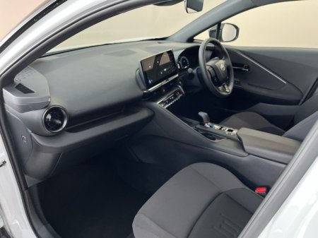 2025 Toyota C-HR C-HR PHEV SPORT+ €39,950 thumbnail