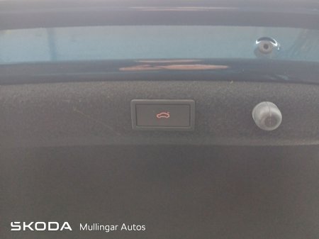 2023 Skoda Superb - thumbnail 15