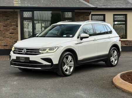 2021 Volkswagen Tiguan - thumbnail 3
