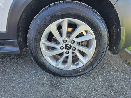 2016 Hyundai Tucson - thumbnail 28