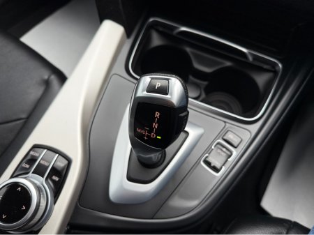 2018 BMW 3 Series AUTOMATIC 320D EFFICIENT DYNAMICS PLUS - NEW NCT TO 01/2028 €17,995 thumbnail