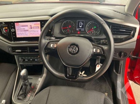 2018 Volkswagen Polo 1.0 AUTOMATIC STANDARD - FACTORY ALLOYS - €13,950 thumbnail