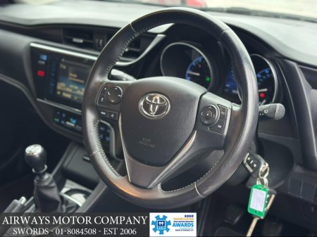 2016 Toyota Auris 1.2T ICON 5DR - LOW KMS €14,995 thumbnail