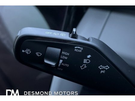 2025 Ford Explorer PREMIUM EV AWD €43,250 thumbnail