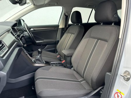 2018 Volkswagen T-Roc 1.0 TSI DESIGN 115HP LOW KM €17,995 thumbnail