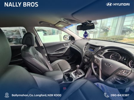 2017 Hyundai Santa Fe - thumbnail 8