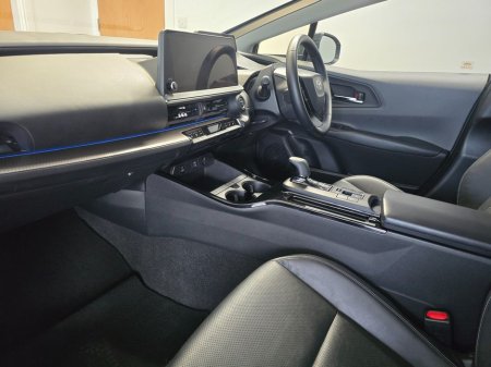 2023 Toyota Prius - thumbnail 8