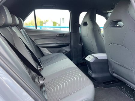 2024 Cupra Born - thumbnail 8