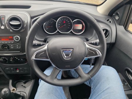 2020 Dacia Sandero Blue dCi 95 Alternative €9,500 thumbnail