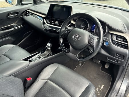 2019 Toyota C-HR - thumbnail 6