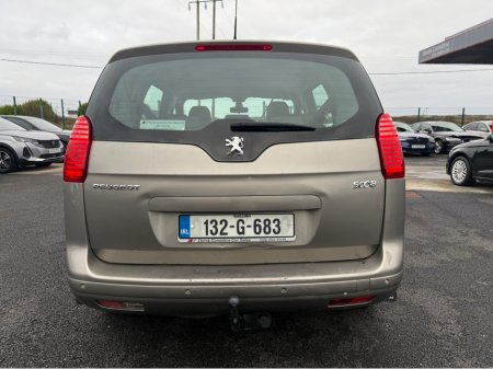 2013 Peugeot 5008 ACTIVE 1.6 HDI 115 4DR €4,950