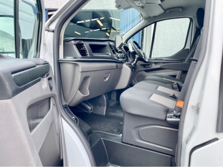 2023 Ford Transit Custom - thumbnail 31