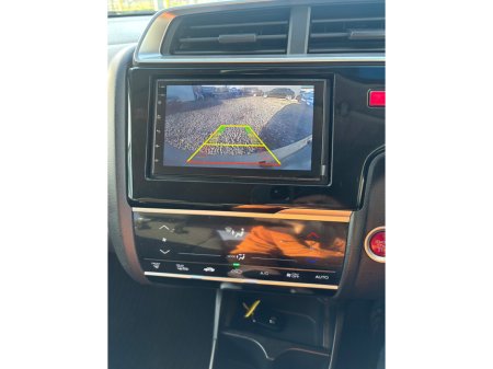 2014 Honda Fit  €8,950 thumbnail