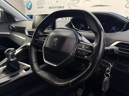 2019 Peugeot 5008 - thumbnail 11