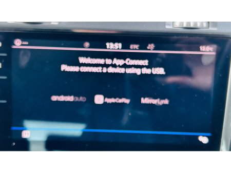 2018 Volkswagen Golf NCT AUG '27 AUTOMATIC PETROL WITH REVERSE CAMERA €18,995 thumbnail