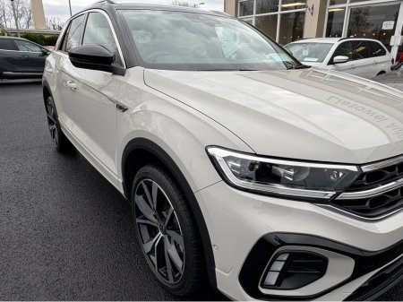 2023 Volkswagen T-Roc R-LINE 2.0TDI 150BHP AUTOMATIC €36,950 thumbnail