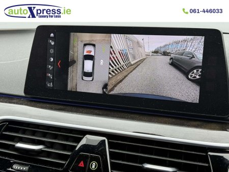 2017 BMW 5 Series - thumbnail 6