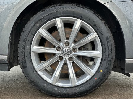 2015 Volkswagen Passat HIGHLINE 1.6 TDI MANUAL 6SPEED FWD 120HP 4DR thumbnail