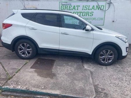 2015 Hyundai Santa Fe 2.2 4WD 7 seater Executive with  Leather seats €11,900