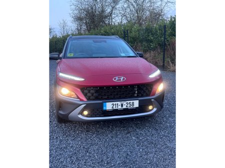 2021 Hyundai Kona 1.0 T-GDI Executive Plus €20,950 thumbnail