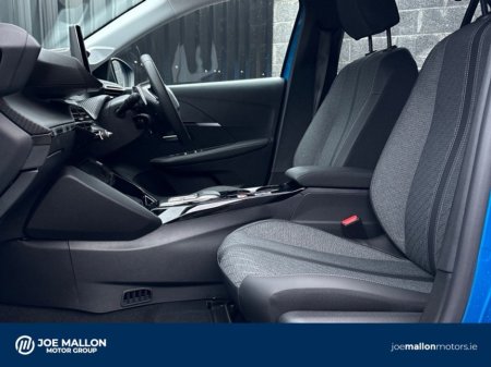 2026 Peugeot 208 - thumbnail 8