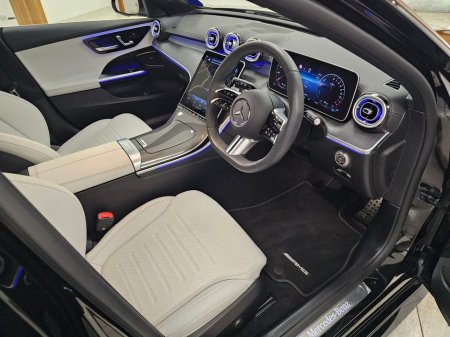 2025 Mercedes-Benz C Class PREMIUM // BLACK WITH IVORY €58,950 thumbnail