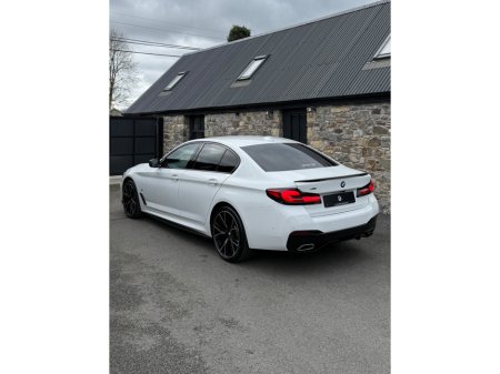 2020 BMW 5 Series - thumbnail 4