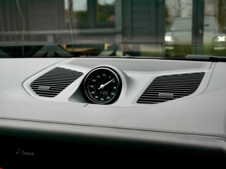 2025 Porsche Cayenne 3.0 E-Hybrid PHEV Auto €118,950 thumbnail