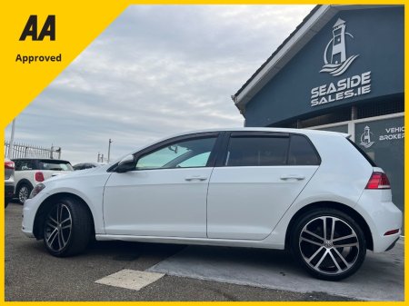 2017 Volkswagen Golf - thumbnail 2