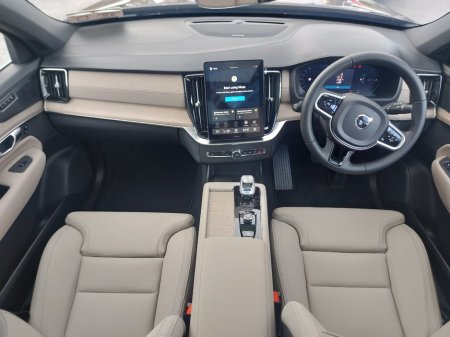 2026 Volvo XC90 - thumbnail 22