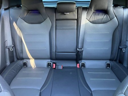 2019 Mercedes-Benz A Class A200d AMG-LINE PREMIUM PLUS // OPENING PAN ROOF // LEATHER HEATED SEATS // VIRTUAL COCKPIT €26,900 thumbnail