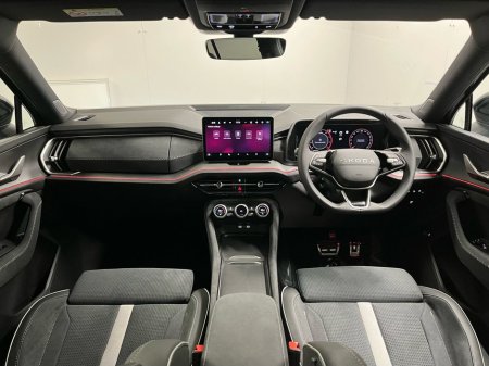 2025 Skoda Kodiaq Sportline DSG 2.0TDI 150BHP - Reversing Camera - Panoramic Sunroof - Climate Control - Heated Seats - Keyless Start - Apple CarPlay/Android Auto €59,950