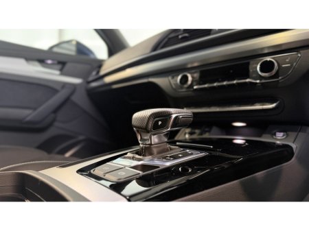 2024 Audi Q5 S LINE 50 TFSI E QUATTRO €52,800 thumbnail