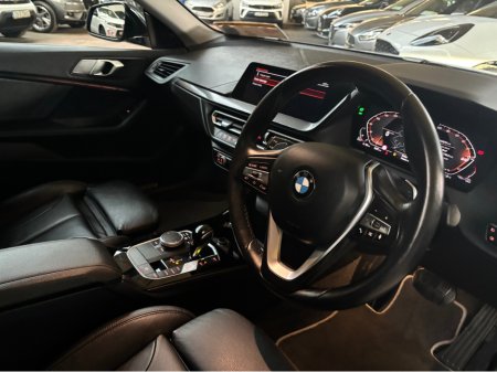 2022 BMW 2 Series - thumbnail 8