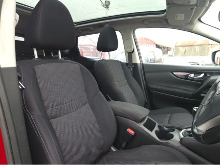 2016 Nissan Qashqai 1.2 SV MY16 NC E6 4DR €11,950 thumbnail