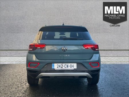2024 Volkswagen T-Roc T-ROC EDITION 75 2.0TDI M6F 116HP €33,950 thumbnail