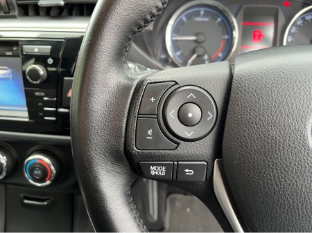 2016 Toyota Corolla D-4D LUNA 1.4 DIESEL //SAT NAV//REVERSE CAMERA// €13,950 thumbnail