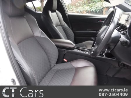 2017 Toyota C-HR 1.8 AUTO HYBRID LOW MILES HIGH SPEC €18,950 thumbnail