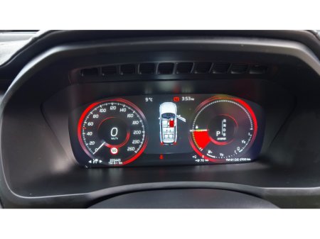 2017 Volvo XC90 2.0 T8 INSCRIPT T-ENG AWD AUTO 5DR TWIN A €29,950 thumbnail