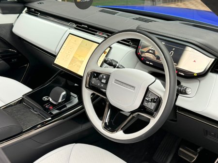 2026 Land Rover Range Rover Sport AUTOBIOGRAPHY P550E VELOCITY BLUE €171,990 thumbnail