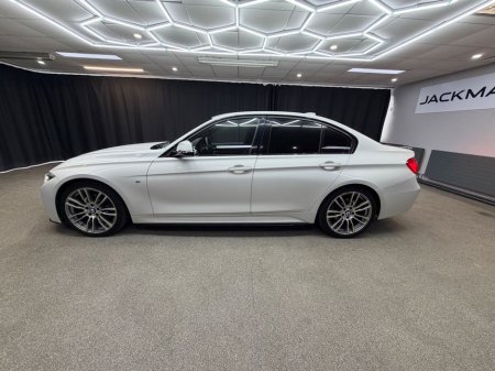 2016 BMW 3 Series - thumbnail 6