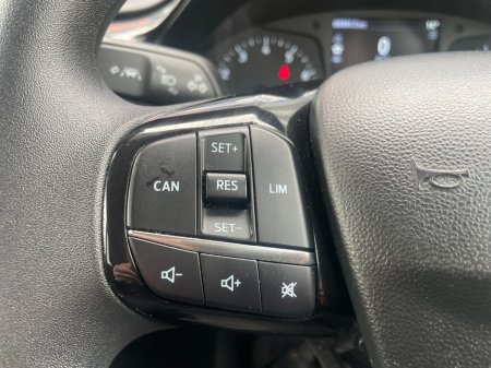 2020 Ford Fiesta - thumbnail 16