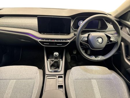 2025 Skoda Octavia - thumbnail 8