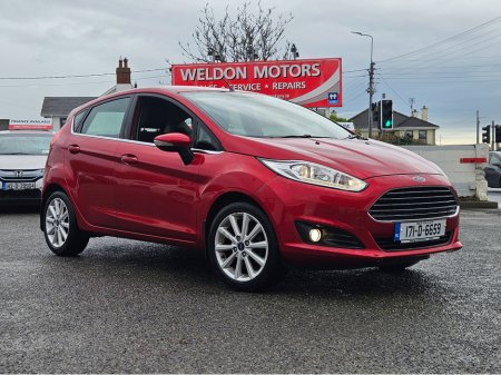 2017 Ford Fiesta - thumbnail 2