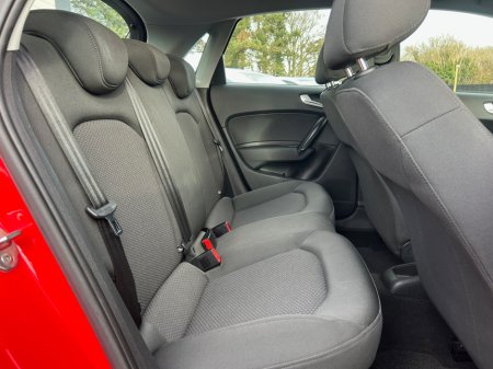 2016 Audi A1 - thumbnail 15