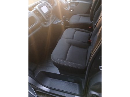 2015 Renault Trafic  €12,000 thumbnail