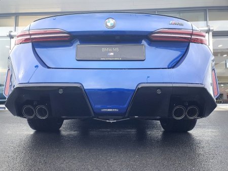 2026 BMW M5  thumbnail